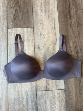 Victoria's Secret Lined Semi Demi Bra 38DD Grey